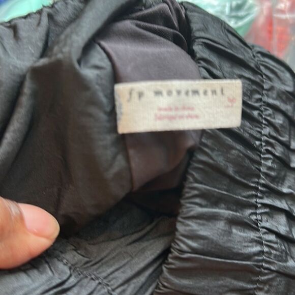 Free People Movement Black Active Shorts L - Picture 4 of 4